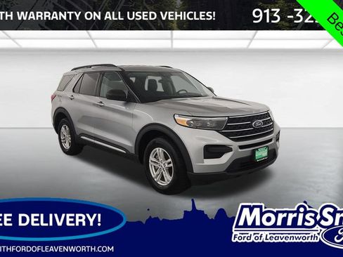 Used 2023 Ford Explorer XLT AWD/4WD image 1