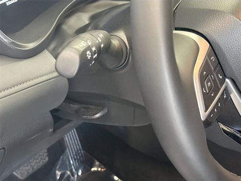 Used 2024 Toyota Highlander Platinum FWD image 10