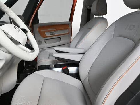 New 2025 Volkswagen ID. Buzz Pro S Plus image 6