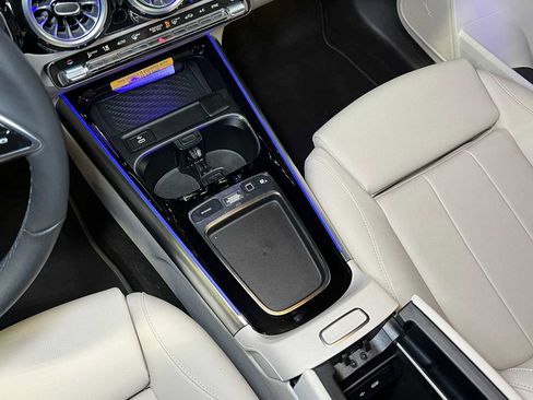 Certified 2025 Mercedes-Benz GLA 250 4MATIC image 28