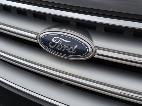 Used 2017 Ford Escape SE image 11