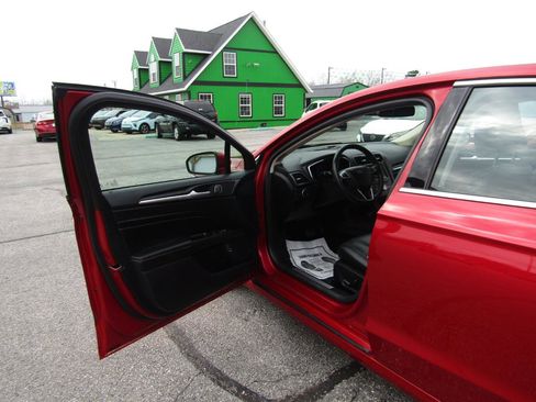 Used 2020 Ford Fusion Energi Titanium image 17