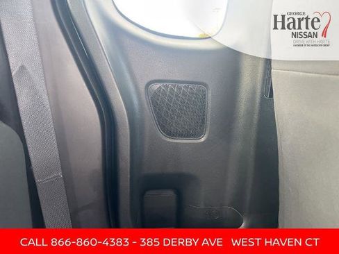 Certified 2025 Nissan Frontier SV image 23