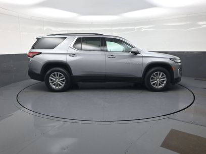 Used 2023 Chevrolet Traverse LT