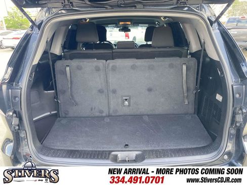 Used 2019 Toyota Highlander LE image 13