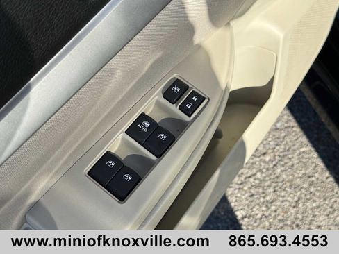 Used 2014 Subaru Legacy 2.5i Premium image 13