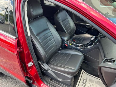 Used 2014 Ford Escape Titanium AWD/4WD image 31