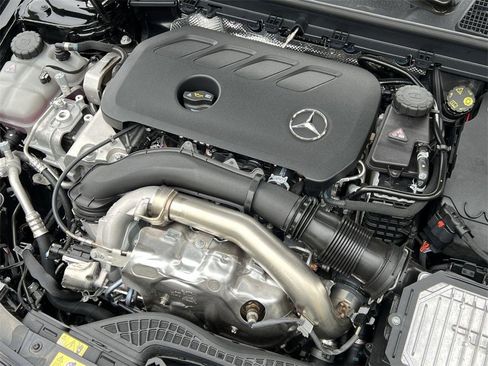 Certified 2025 Mercedes-Benz CLA 250 4MATIC image 26