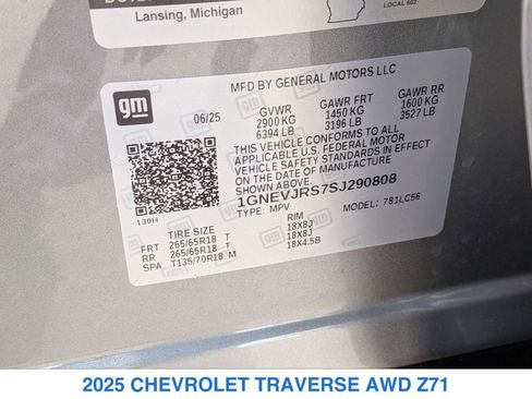 Used 2025 Chevrolet Traverse Z71 w/ Enhanced Driving Package AWD/4WD image 29