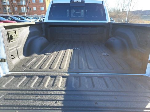 New 2026 RAM 2500 Laramie AWD/4WD image 6