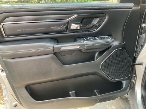 Used 2022 RAM 1500 Limited w/ Body-Colour Bumper Group AWD/4WD image 26
