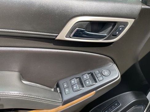 Used 2019 GMC Yukon XL Denali w/ Denali Ultimate Package image 17