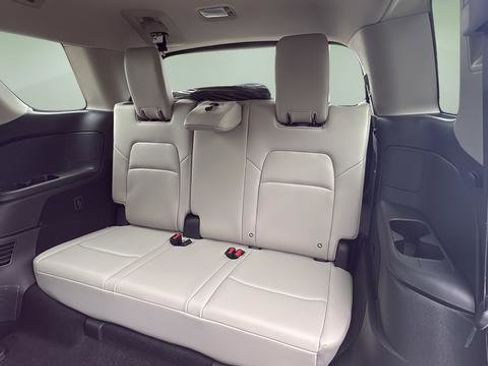 New 2026 Nissan Pathfinder SL AWD/4WD image 18