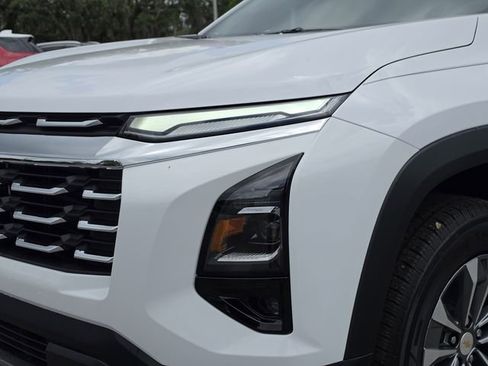 New 2026 Chevrolet Equinox LT w/ Convenience Package II FWD image 9