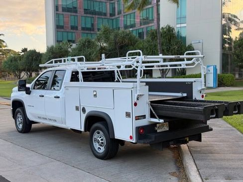 Used 2025 Chevrolet Silverado 2500 W/T w/ WT Convenience Package AWD/4WD image 9