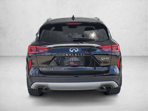 Used 2019 INFINITI QX50 Essential w/ Premium Heat Package AWD/4WD image 2
