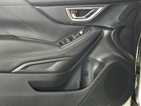 Used 2021 Subaru Forester Limited image 14