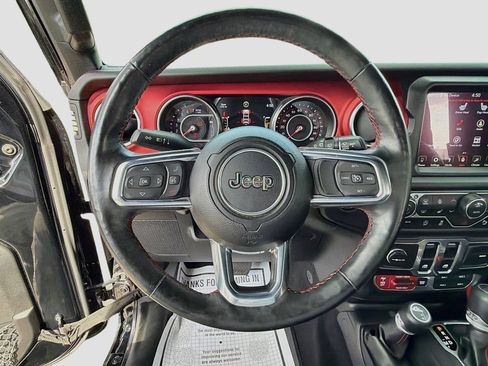 Used 2018 Jeep Wrangler Rubicon AWD/4WD image 35