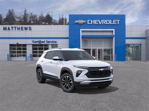 New 2026 Chevrolet TrailBlazer LT w/ LPO, Blackout Package image 1