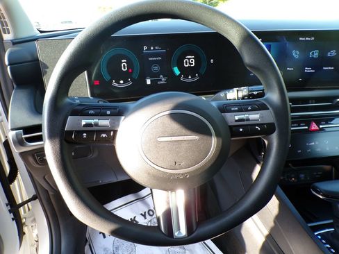 Used 2025 Hyundai Tucson SEL AWD/4WD image 12