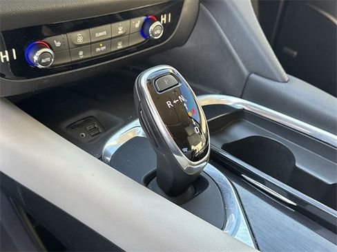 Used 2021 Buick Enclave Essence w/ Sport Touring Edition image 14