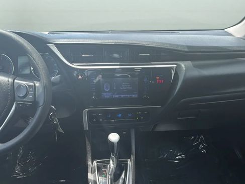 Used 2019 Toyota Corolla LE FWD image 10