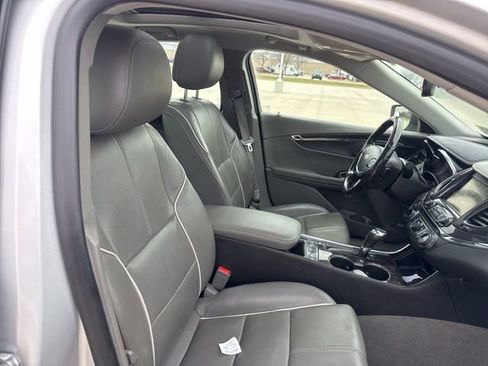 Used 2014 Chevrolet Impala LTZ image 17