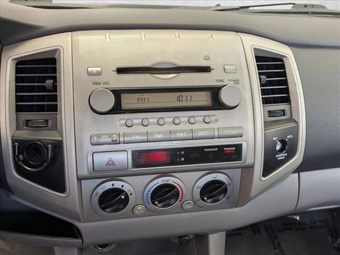 Used 2006 Toyota Tacoma PreRunner image 12