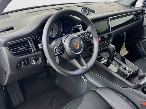 New 2026 Porsche Macan S image 4