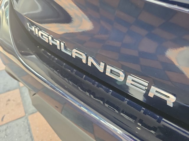 Used 2026 Toyota Highlander XLE AWD/4WD image 10