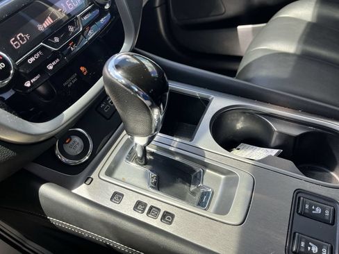 Used 2023 Nissan Murano SV w/ SV Midnight Edition Package AWD/4WD image 19