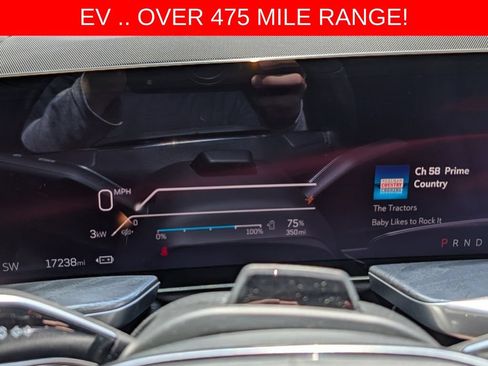 Used 2025 Cadillac Escalade IQ Luxury 2 w/ LPO, Premium Carpet Package AWD/4WD image 41