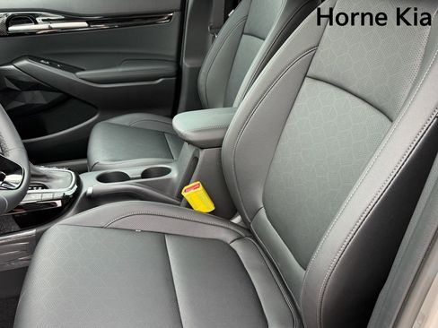 New 2026 Kia Seltos EX image 18