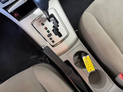Used 2012 Toyota Corolla LE FWD image 25