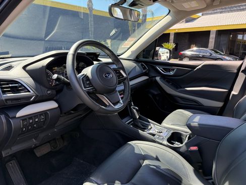 Used 2022 Subaru Forester Limited w/ Popular Package #3 image 16