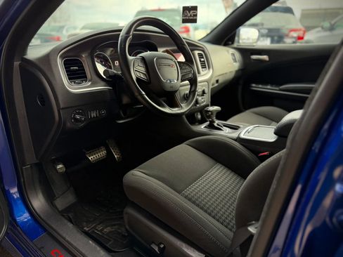Used 2021 Dodge Charger Scat Pack w/ Driver Convenience Group RWD image 9