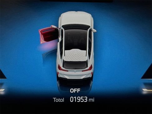 Used 2026 BMW X3 xDrive30 w/ Premium Package image 11