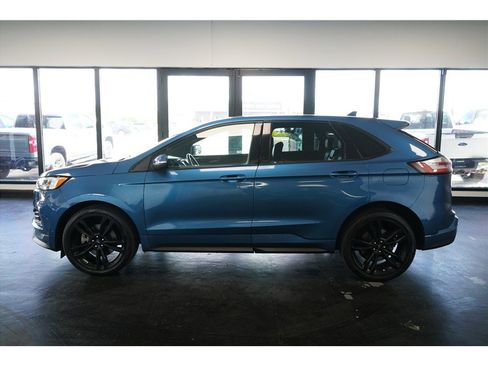 Used 2019 Ford Edge ST w/ Equipment Group 401A image 4