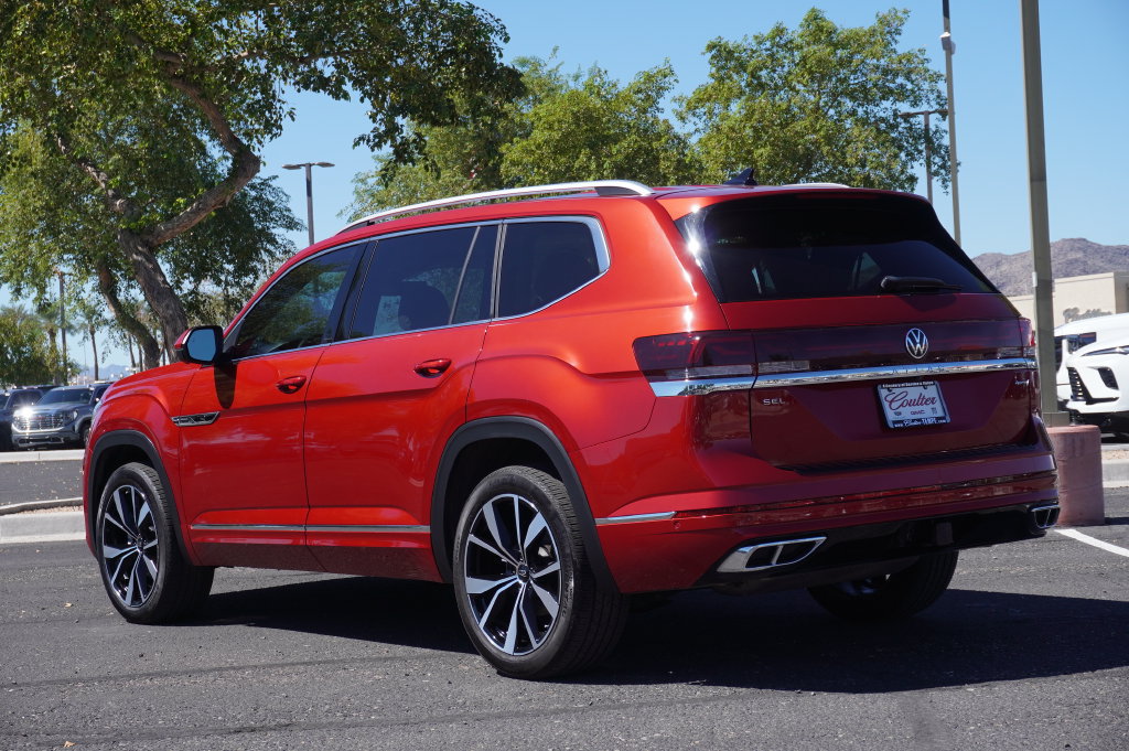Used 2024 Volkswagen Atlas SEL Premium R-Line AWD/4WD image 3