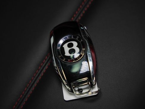 Used 2020 Bentley Flying Spur W12 image 59