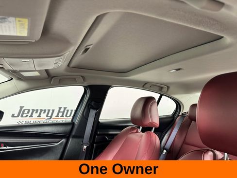 Used 2025 MAZDA MAZDA3 s image 3