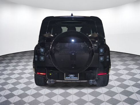 New 2026 Land Rover Defender 90 V8 AWD/4WD image 4