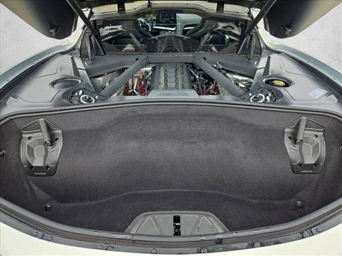 Used 2021 Chevrolet Corvette Stingray Coupe w/ 1LT RWD image 7