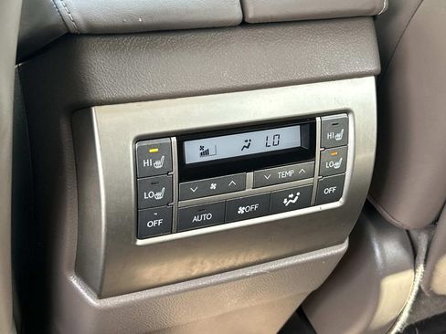 Used 2011 Lexus GX 460 Premium AWD/4WD image 23