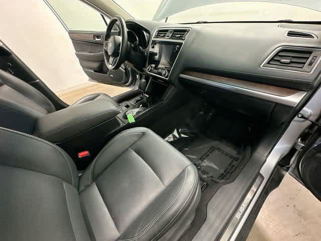 Used 2018 Subaru Outback 2.5i Limited AWD/4WD image 23