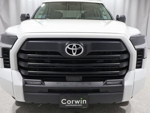 Used 2024 Toyota Tundra SR5 w/ SR5 Premium Package AWD/4WD image 7