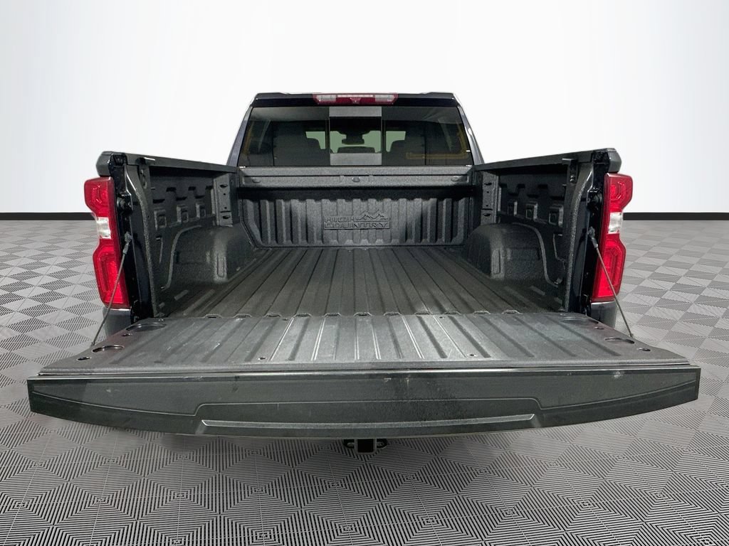 Used 2024 Chevrolet Silverado 1500 High Country AWD/4WD image 27