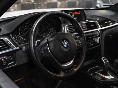 Used 2018 BMW 330i Sedan RWD image 15