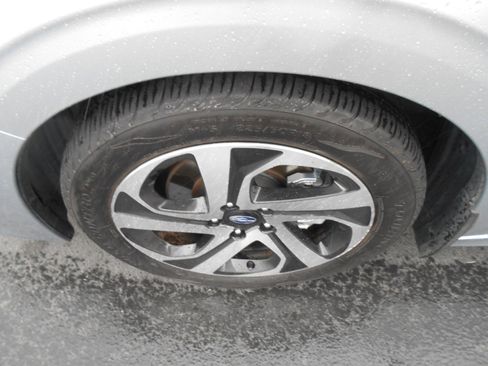 Used 2020 Subaru Legacy Limited image 18
