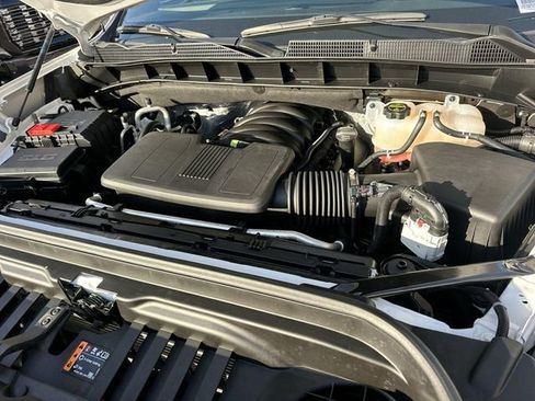 Used 2025 GMC Sierra 1500 AT4 image 29